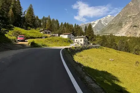 Nach und nach wurden die Strafen für Verkehrsverstöße auf der Autobahn verhängt.