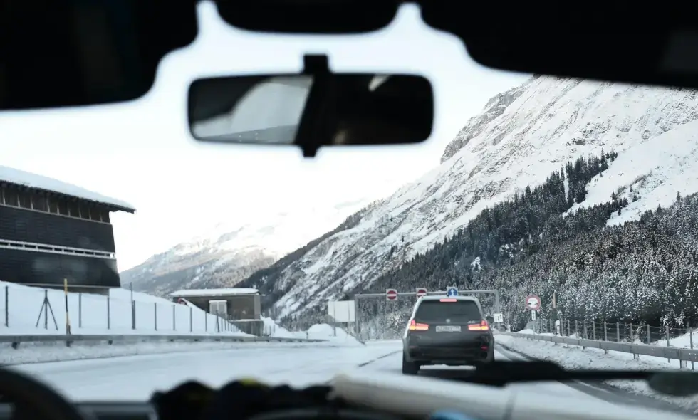 Šveicarijos greitkeliai ir 2024 metų vinjetės Šveicarijos greitkeliai ir 2024 metų vinjetės